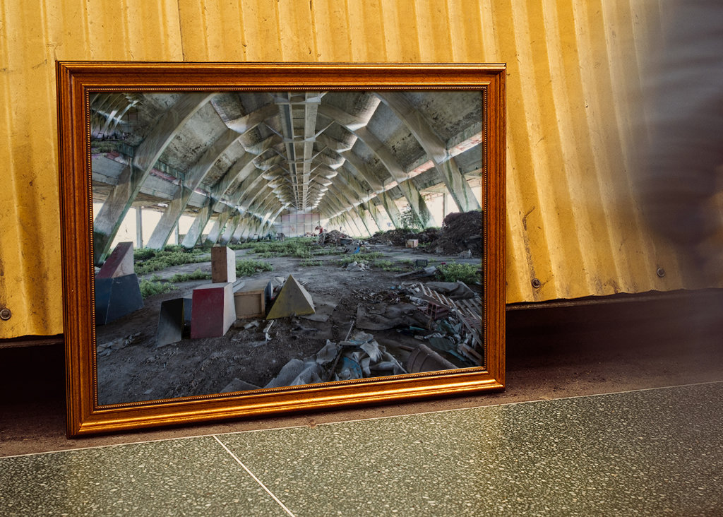 Verfall Beton Halle Lost place