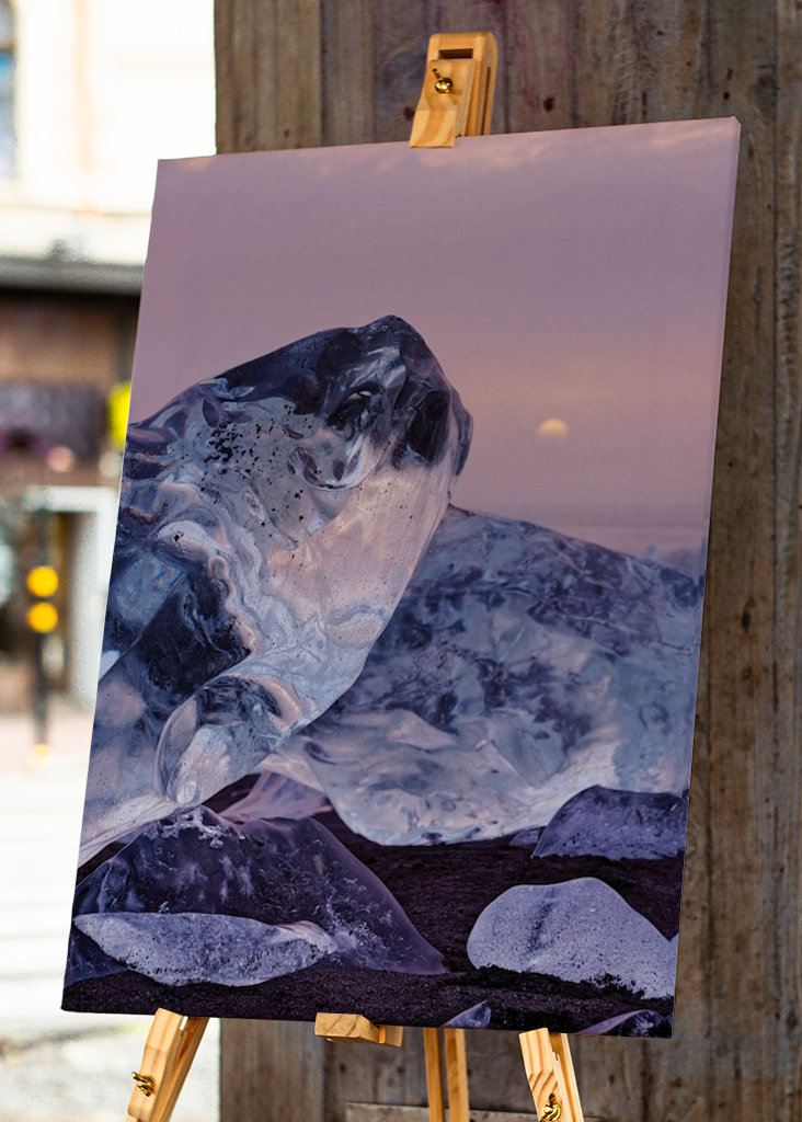 Eisblöcke im Abendlicht
