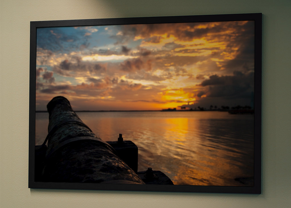 Kanon i solnedgången