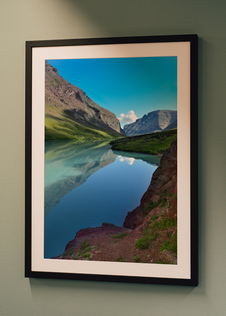 Bergsee im Morgenlicht