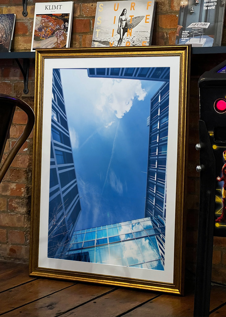 Blauer Himmel Hamburgban