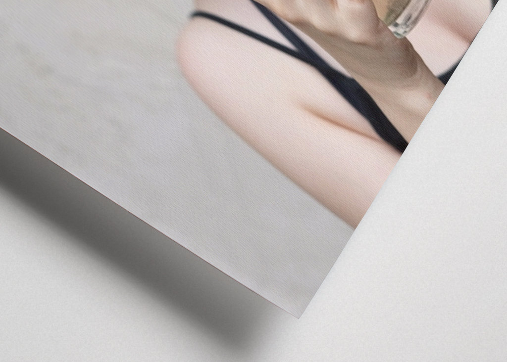 Femme avec un bouquet de fleurs