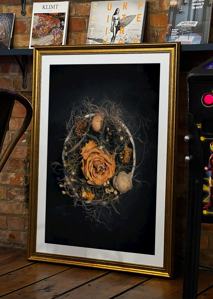 Dried flower arrangement