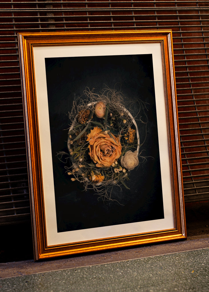 Dried flower arrangement