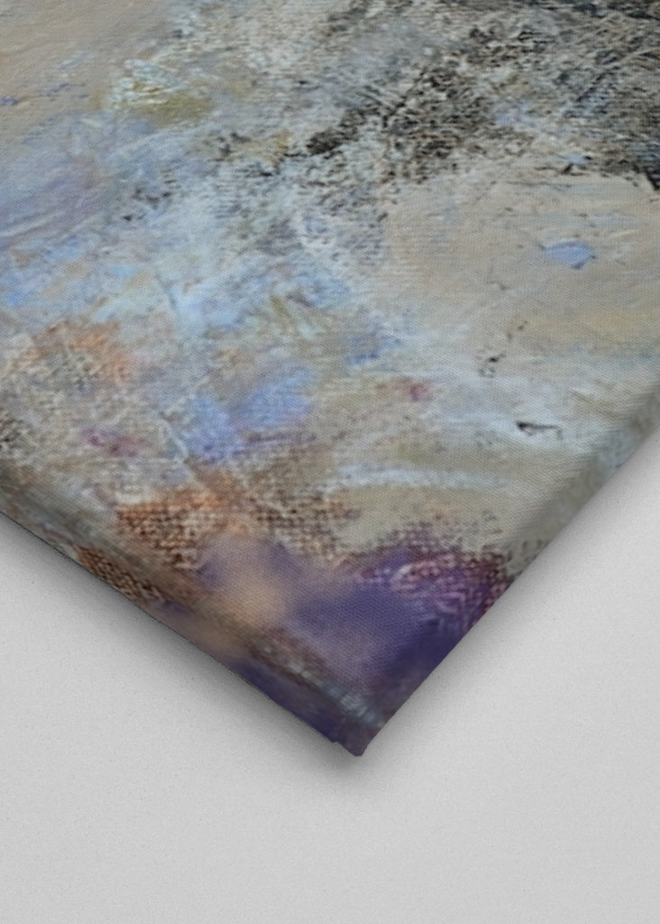 Giovane ragazza seduta