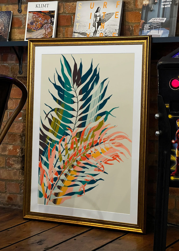 farbenfrohe Palmenblätter