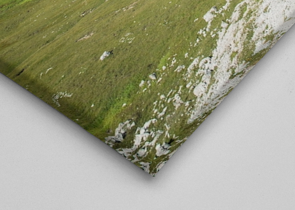 türkise Seen Berge Wolken