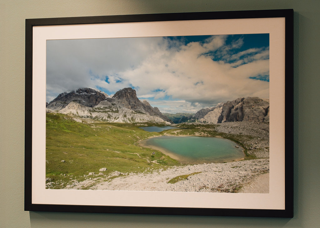 türkise Seen Berge Wolken
