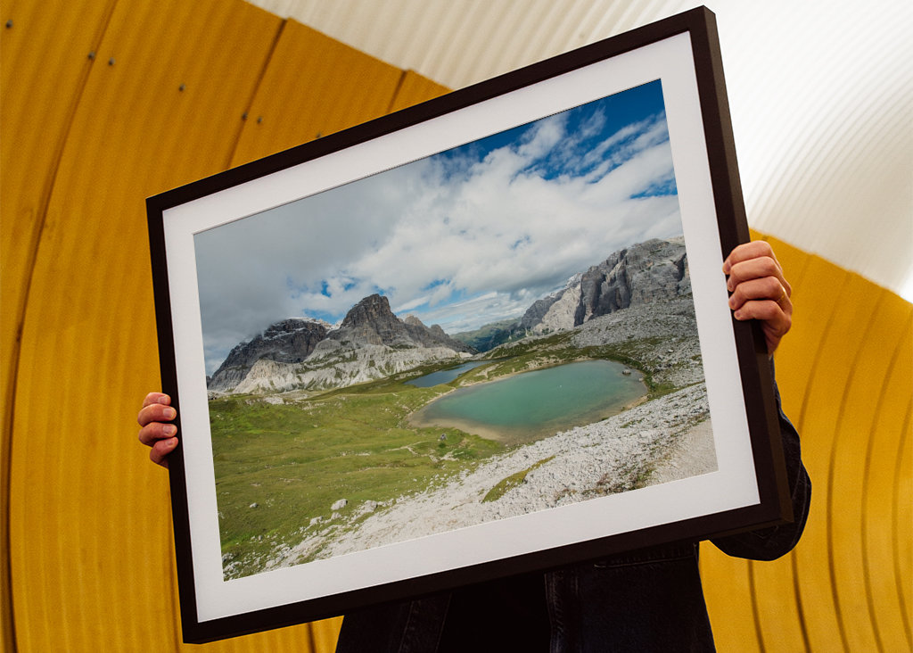 türkise Seen Berge Wolken