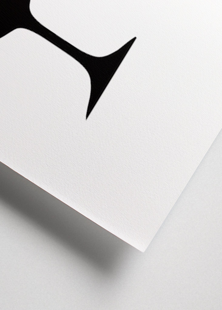 Mega pint with wine bottle