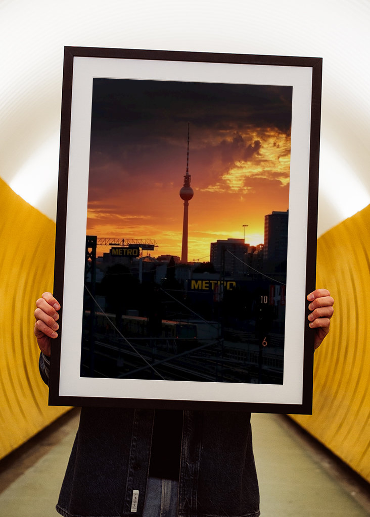 Berlínská televizní věž při západu slunce