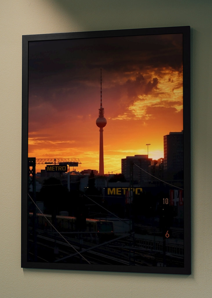 Berlínská televizní věž při západu slunce