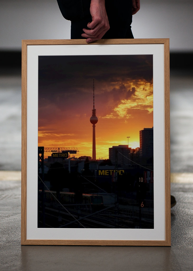 Berlínská televizní věž při západu slunce