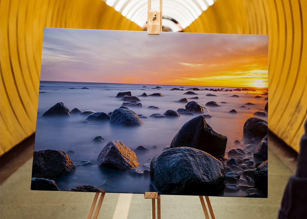 Skály při západu slunce