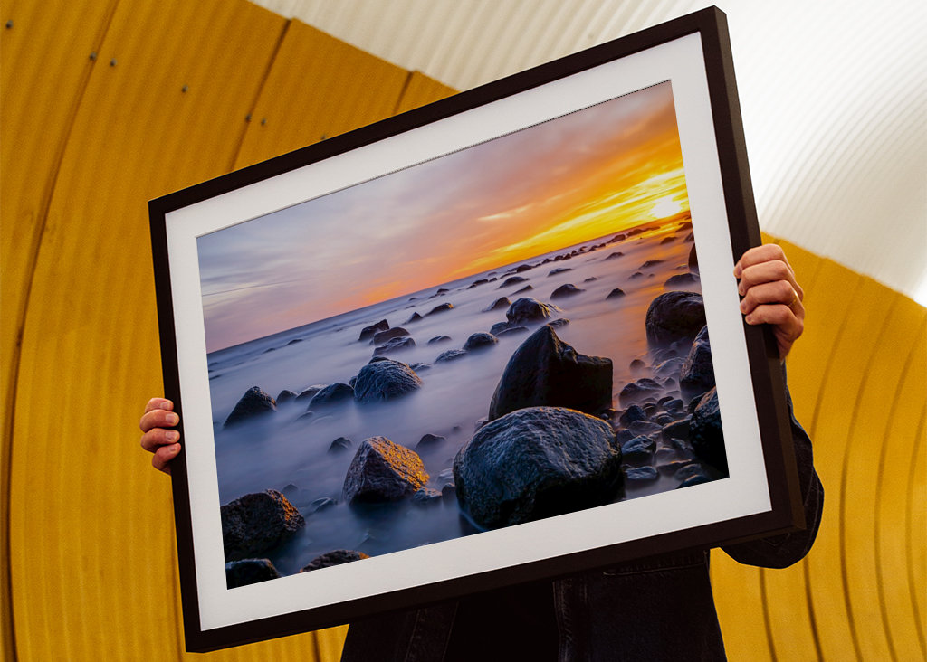 Skály při západu slunce