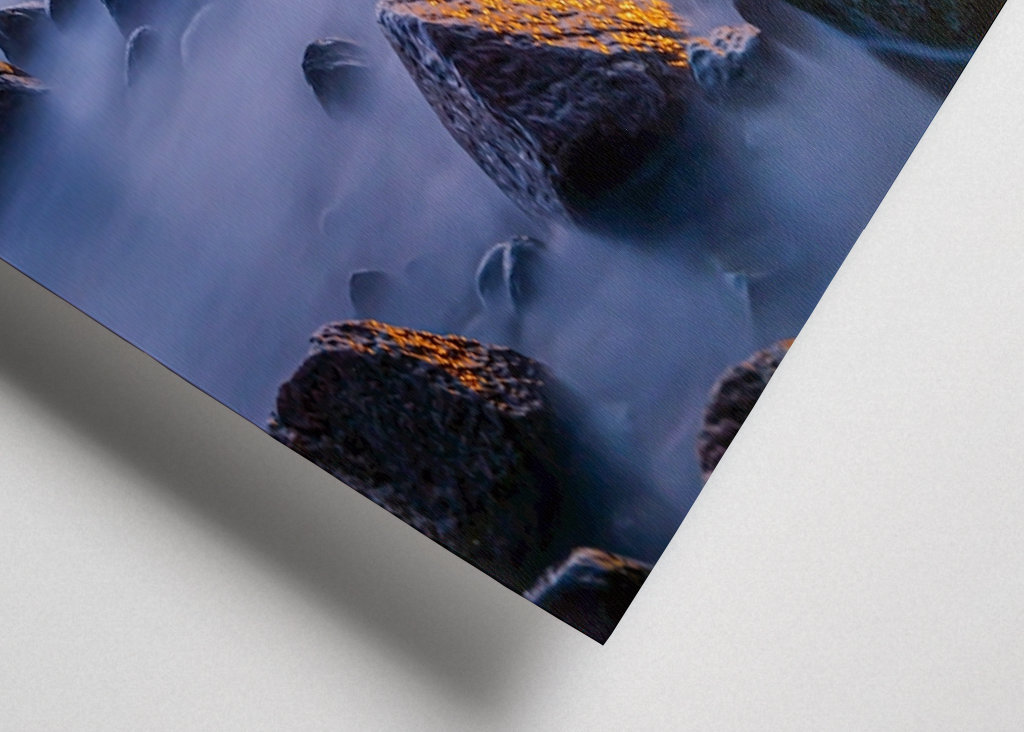 Skály při západu slunce