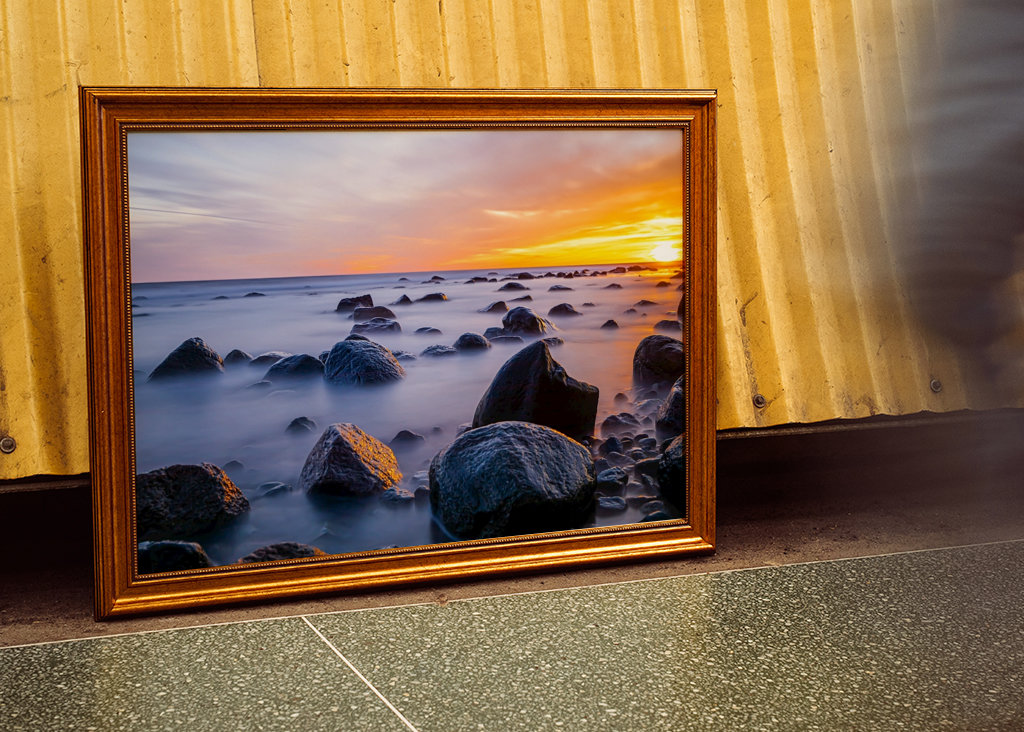 Skály při západu slunce