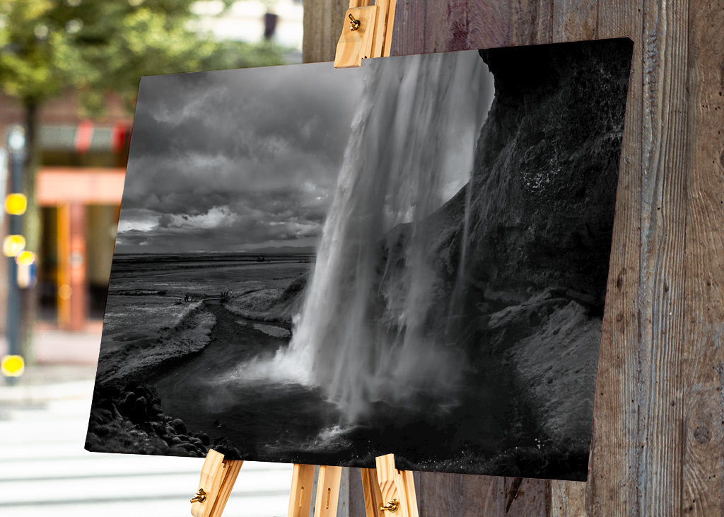 Ostrov Magiska (čb)