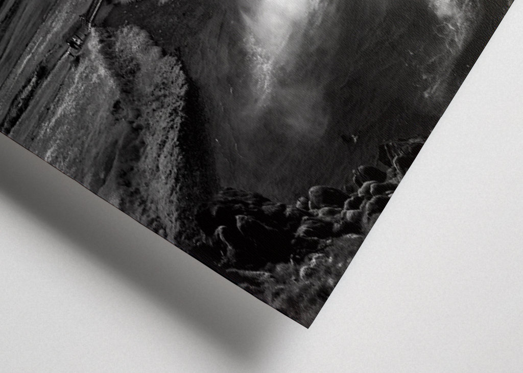 Ostrov Magiska (čb)